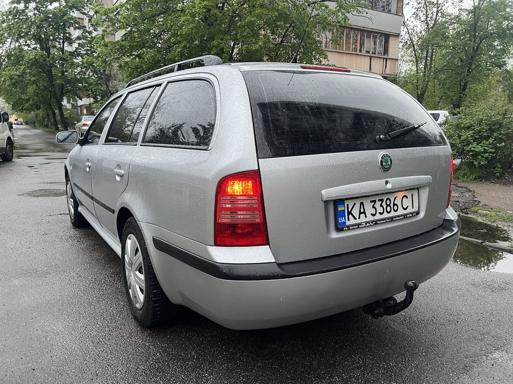 Skoda tour 1.6 газ/бенз