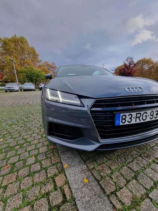 Audi TT Coupé 2.0 TDI S-line