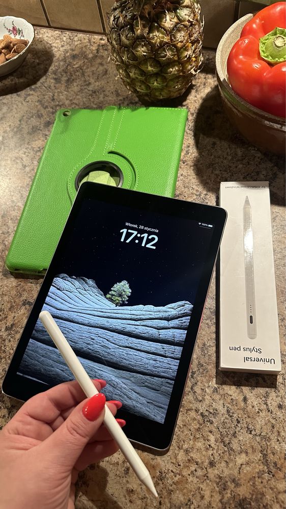 Tablet iPad Apple PRO - Touch ID + NOWY RYSIK - Procreate