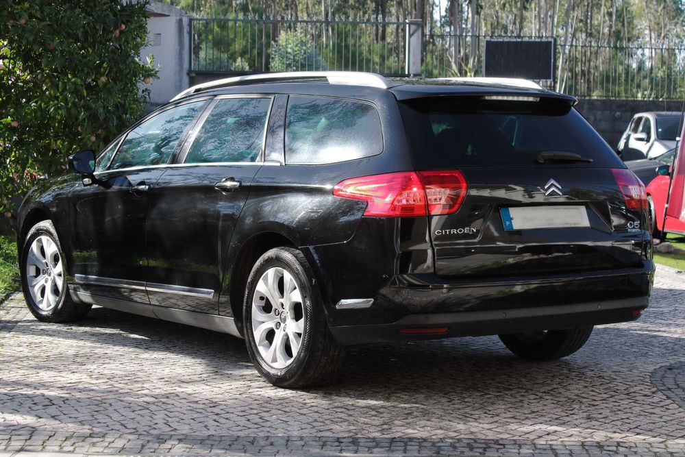 Citroën C5 Tourer 2.0 HDi Exclusive (99€/Mês)