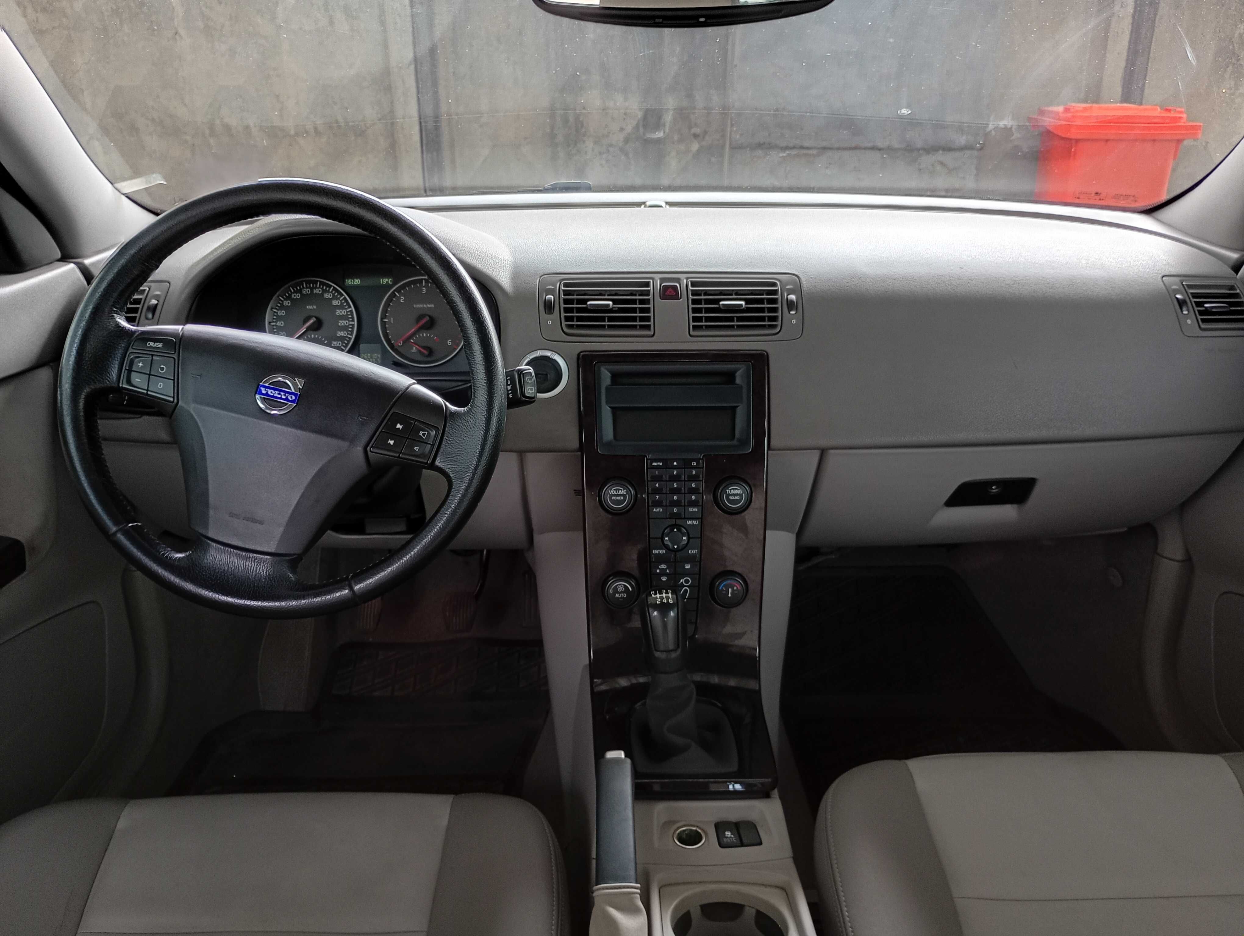 Volvo v50 diesel