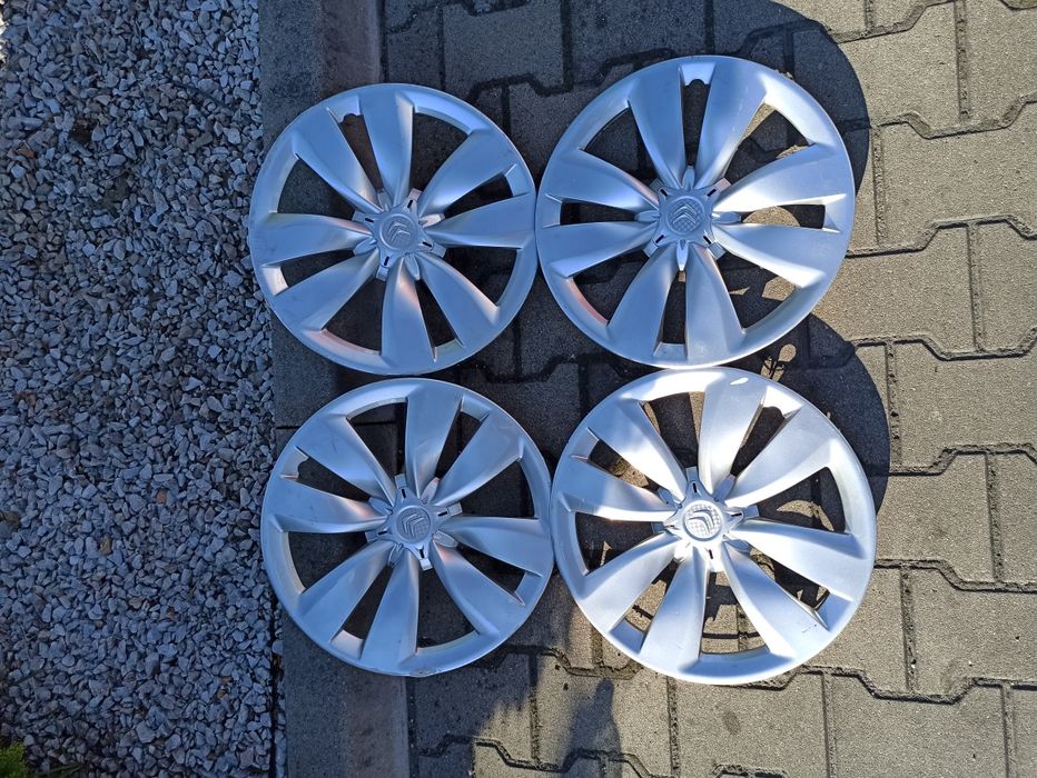Oryginalne kołpaki Citroën 15" – komplet 4 szt., bardzo dobry stan