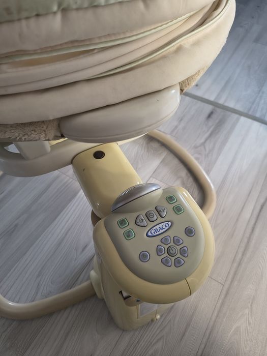 Huśtawka firmy Graco dla niemowlaka