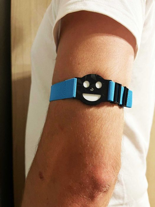 Opaska ochronna na sensor FreeStyle Libre 2 UŚMIECH NIEBIESKA