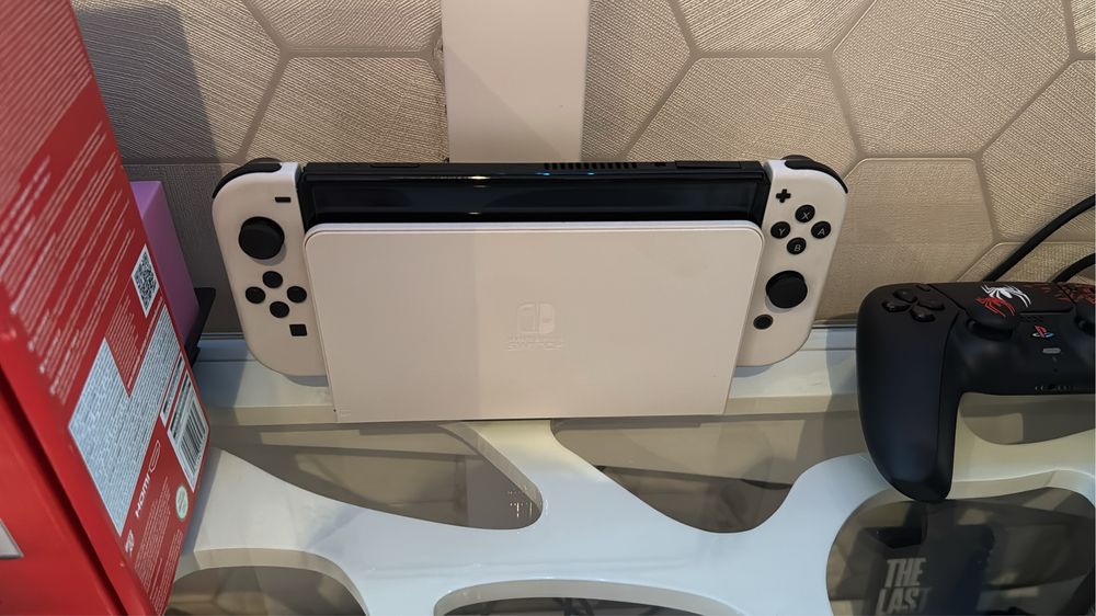 Nintendo switch oled como nova
