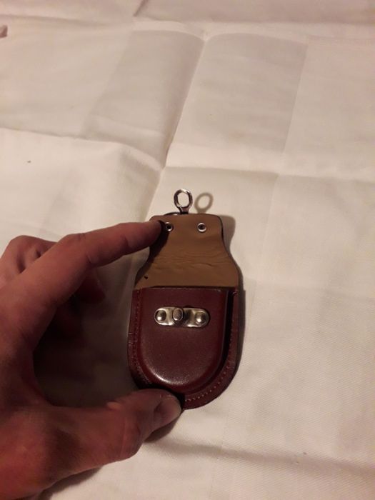 Sakiewka na zegarek skórzana