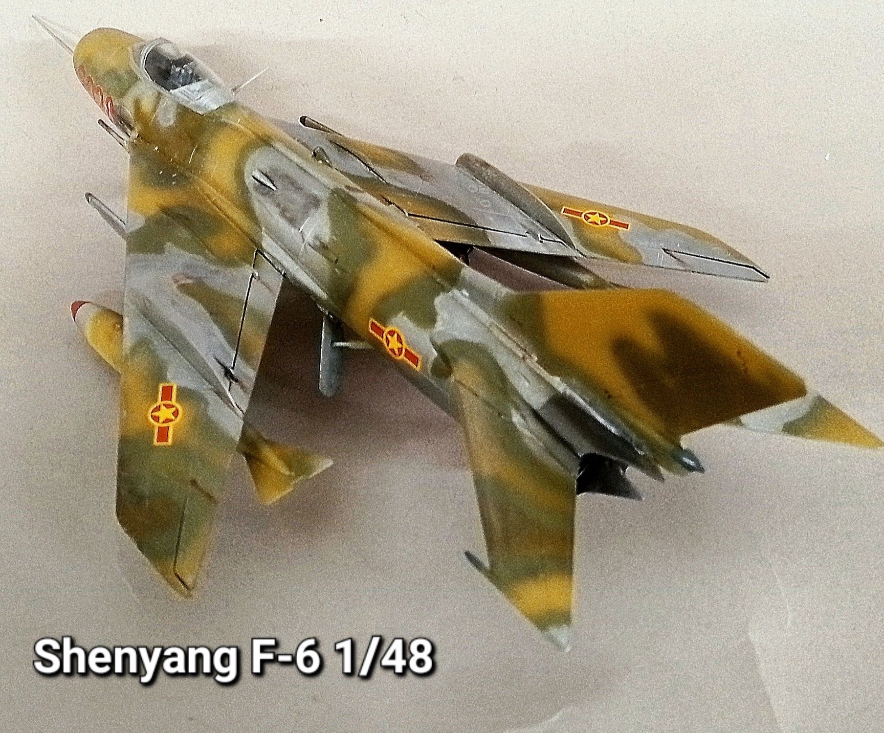 Готовые модели самолетов 1/48 и 1/32 по цене  до 2000
