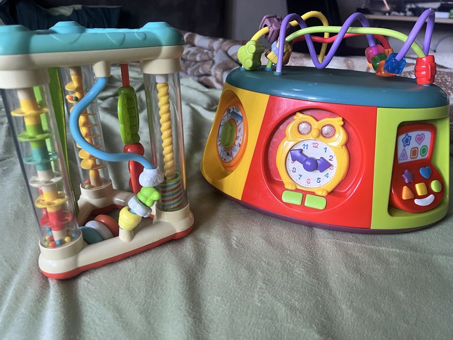 Мультикуб (розвиваючий центр) з бізітрикутником