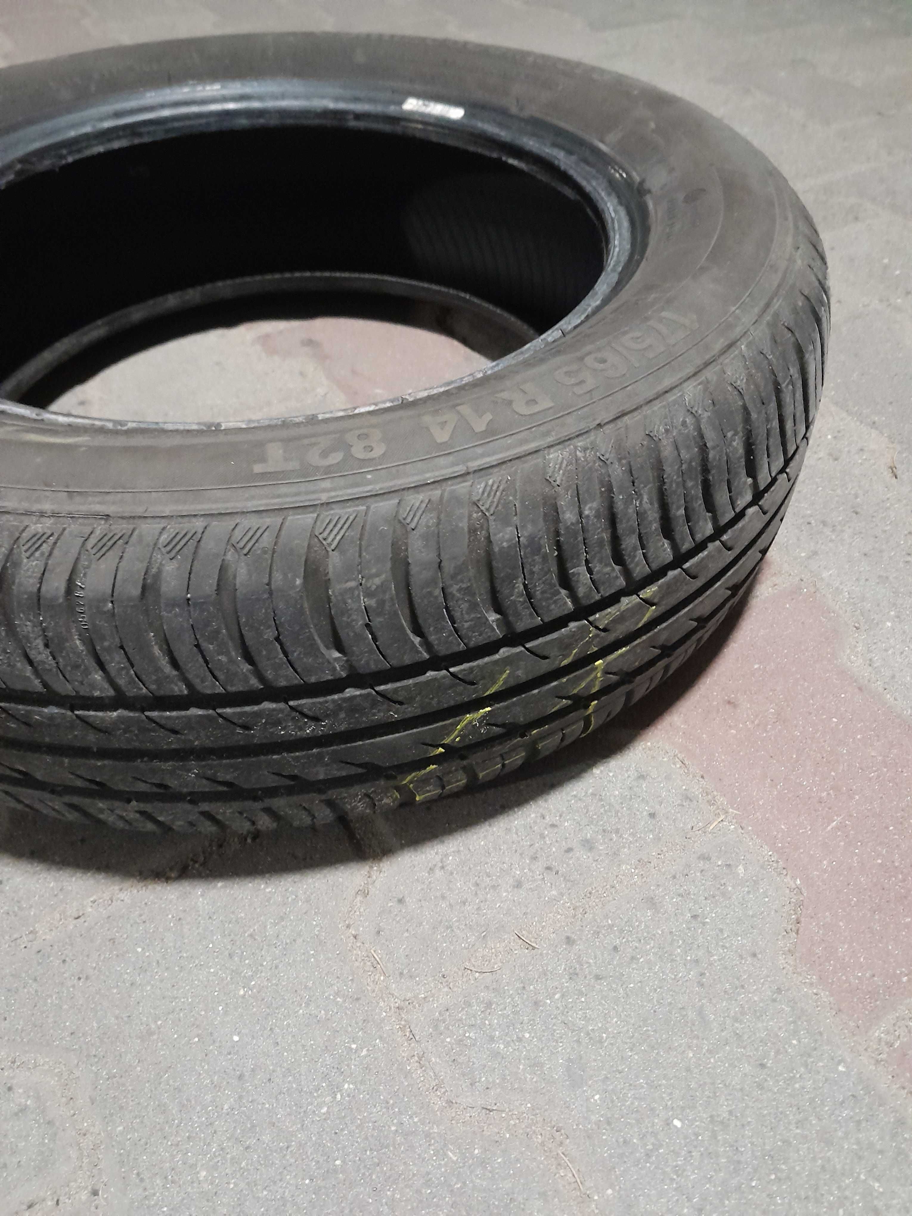 komplet opon (4 szt.) Continental, 175/65 R 14 82T, letnie, używane