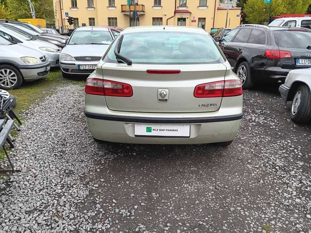 Renault Laguna 1.9 dCI 120KM 2004 rok