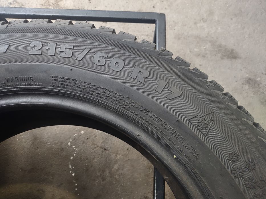 Nr 114 2 szt opony zimowe 215/60/17 Michelin