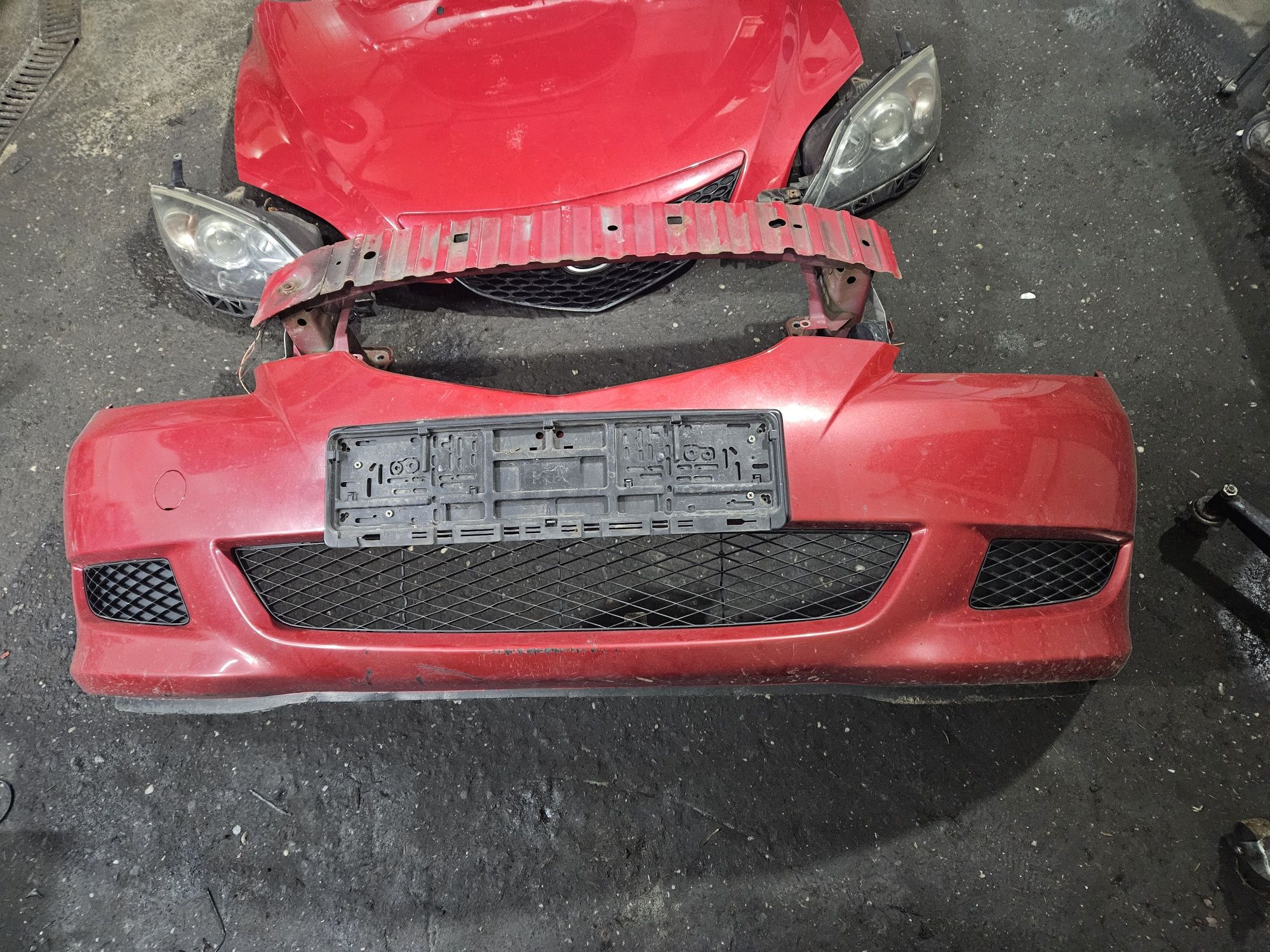 Mazda 3 Maska Zderzak Lampa Pas Chlodnice