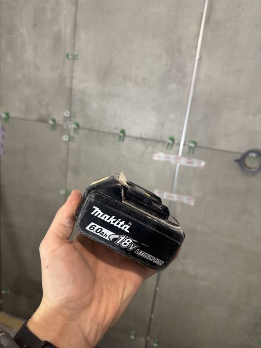 Bateria makita 6ah uszkodzona