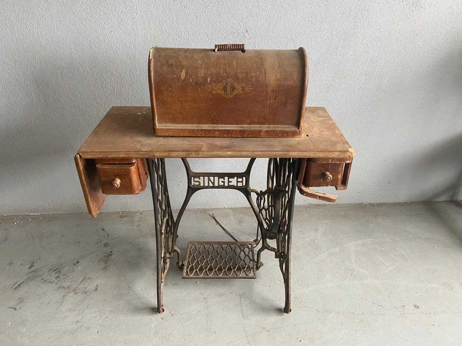 Máquina de costura Singer