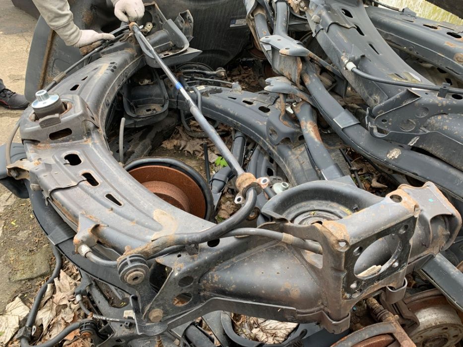 Mercedes B klasa W245 A klasa W169 BELKA wózek tył sanki kołyska częśc