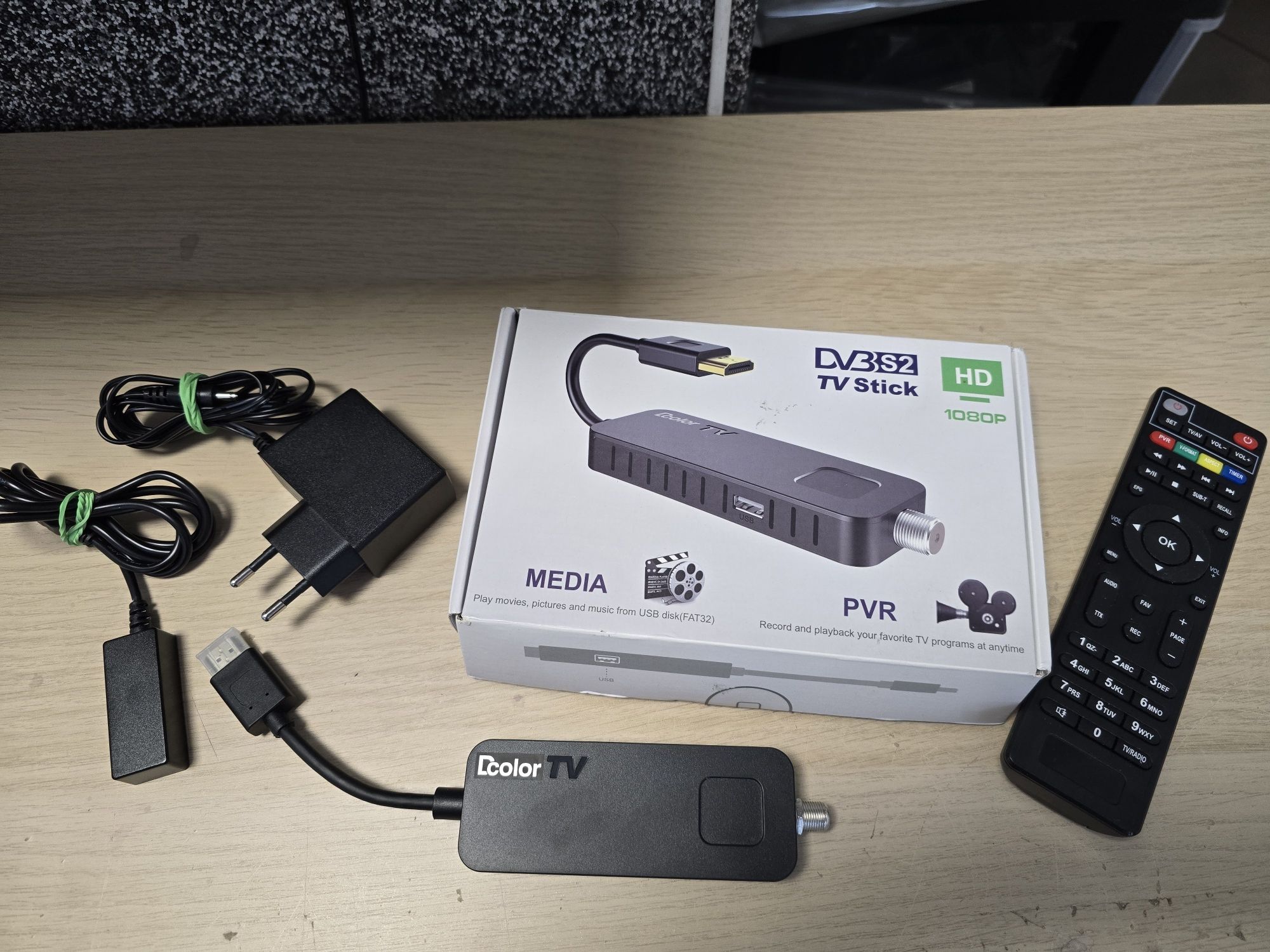 Dekoder dcolor u3mini dvb s2 tv stick komplet