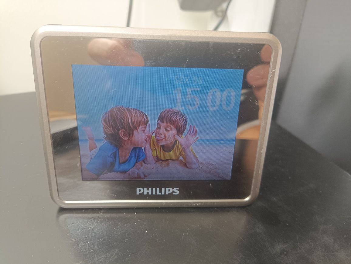 Moldura Digital Rádio Despertador Philips