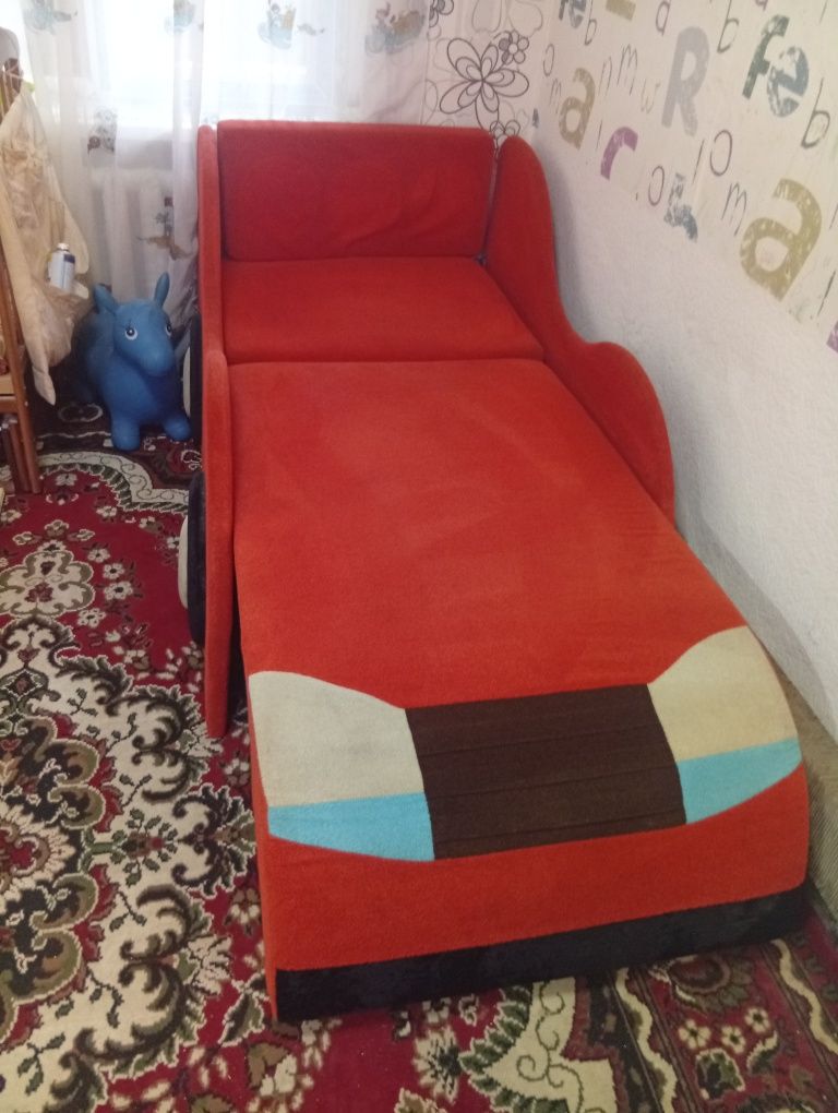 Продам дитячий диван