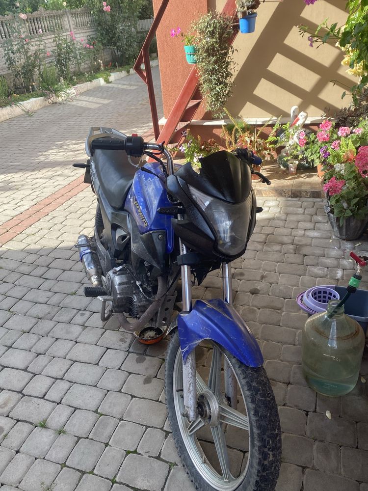 Продам мотоцикл вайпер 200