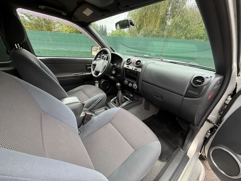 Isuzu D-Max *** Isuzu D-max 4x4 Webasto Klima Polecam ***