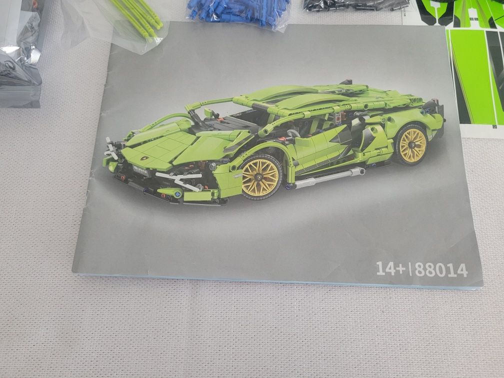 Klocki a'la lego technic z zdalnym sterowaniem