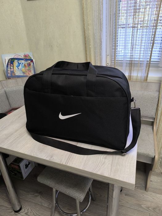 Сумка дорожня спортивна велика туристична  чоловіча жіноча Nike
