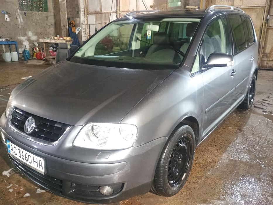 Продам Volkswagen Touran без торгу