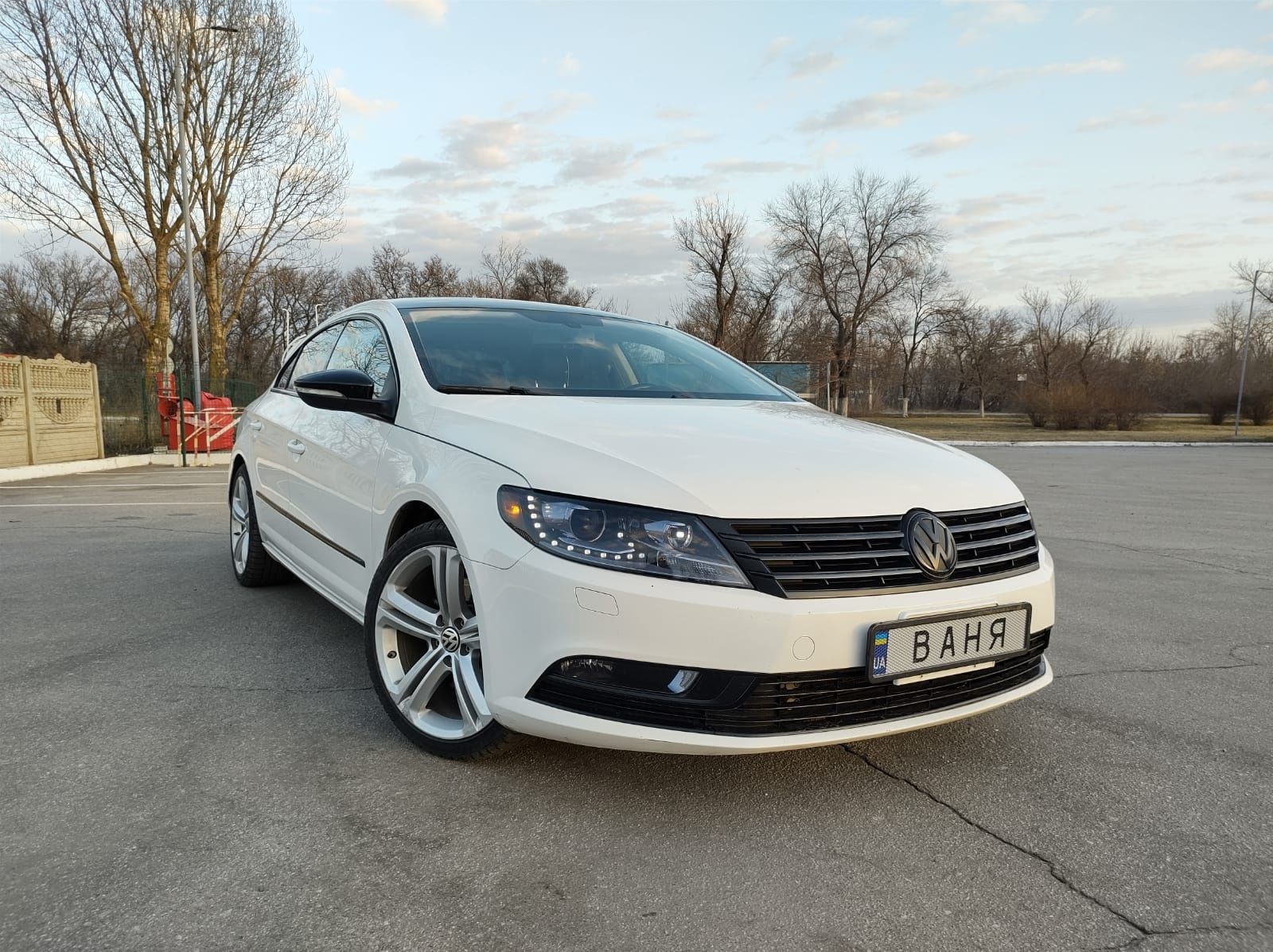 Продам Volkswagen Passat CC. 2.0 Бензин