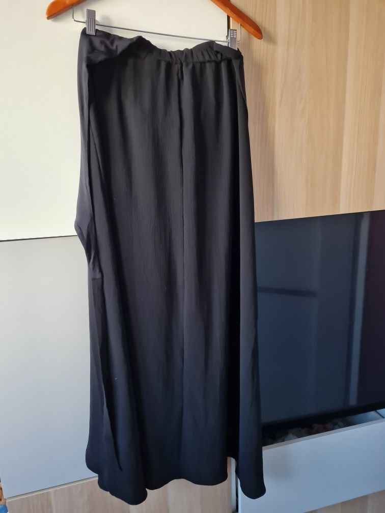 Czarna sukienka letnia H&M rozmiar 46
