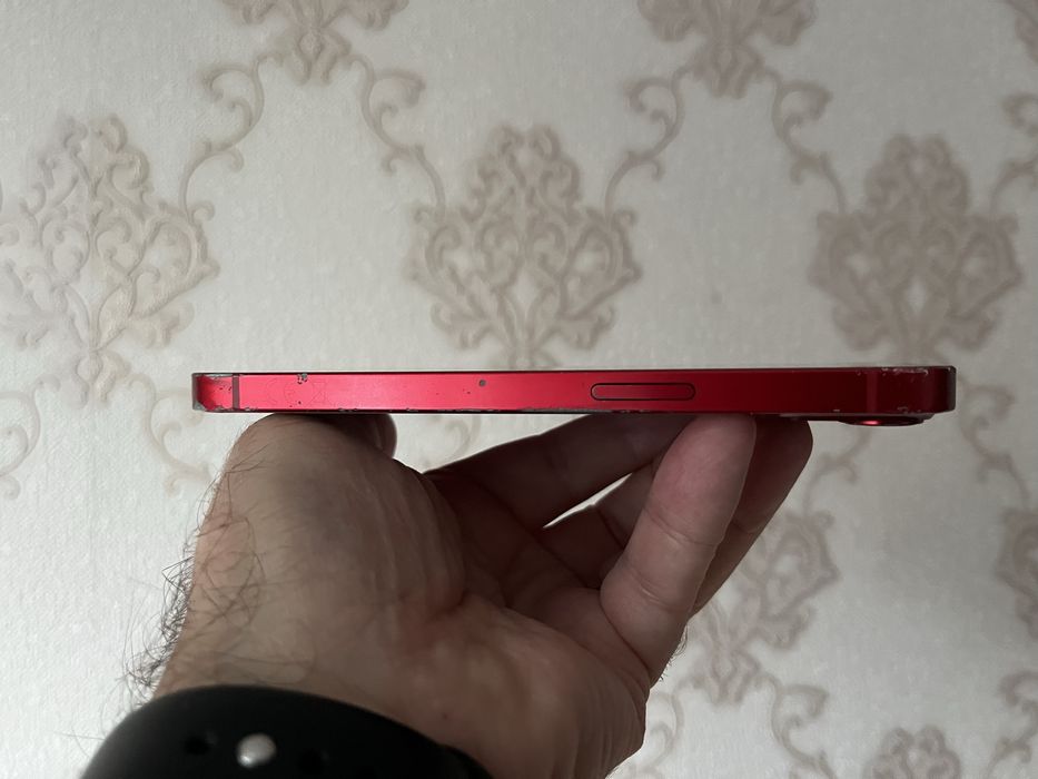 Iphone 13. 128. Неверлок . АКБ 82%