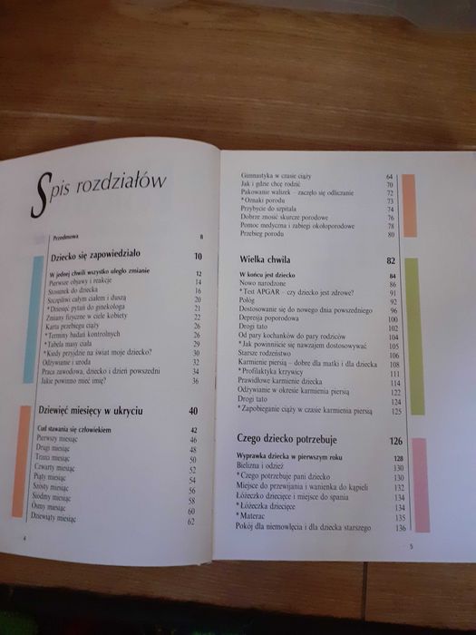 Książka Poradnik młodych rodziców