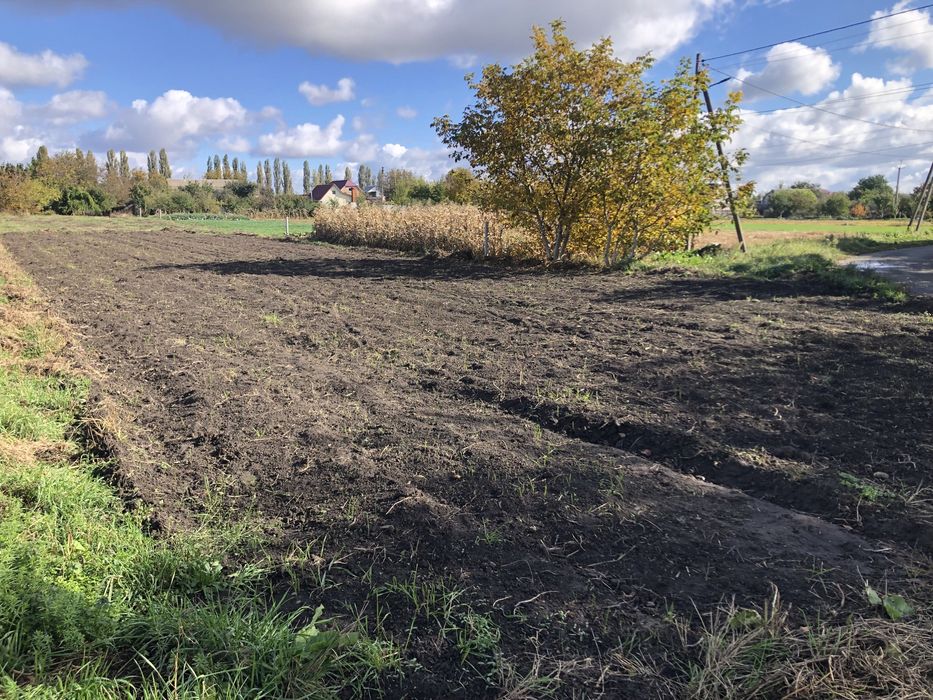 Земельна ділянка під будівництво з асвальтованим підїздом
