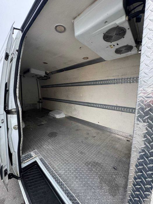 Mercedes Freightliner Sprinter