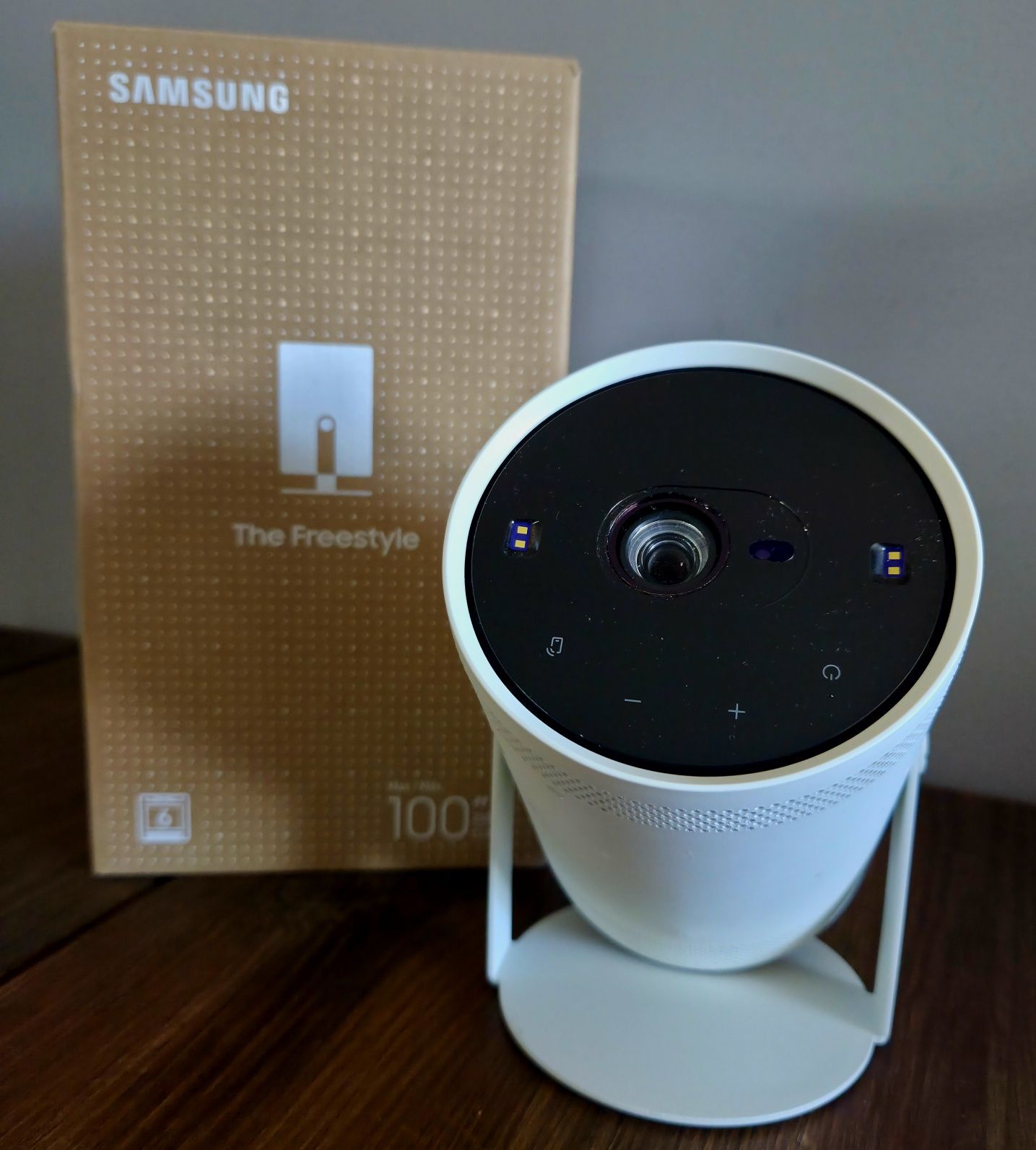 Projektor SAMSUNG Freestyle - Bardzo dobry stan!