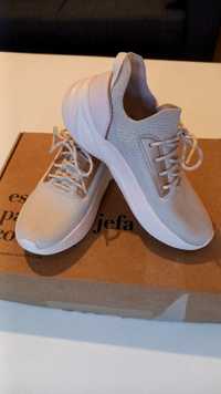 Sneakers Tenis Creme NOVOS