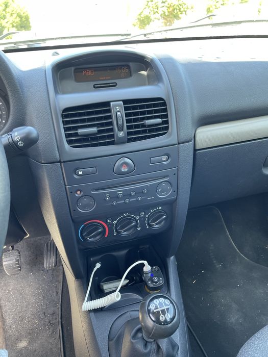 Clio 1.2 2004 poucos kilometros