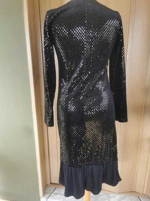 Vestido vintage preto com brilhantes