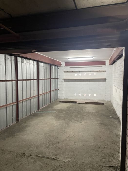 Гараж/паркомісце