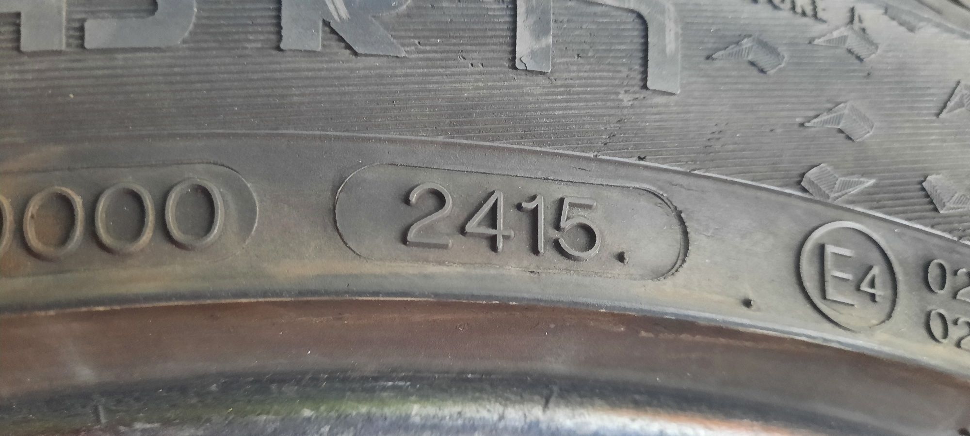4x opony 225.45R17 VREDESTEIN