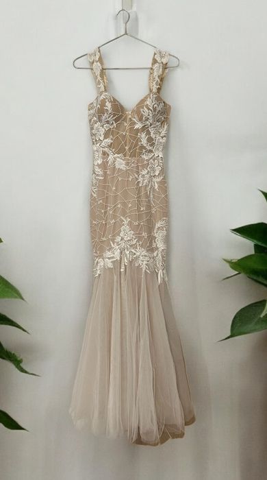 Suknia Ślubna Pollardi model Rebecca Z długim trenem 34/XS Rybka