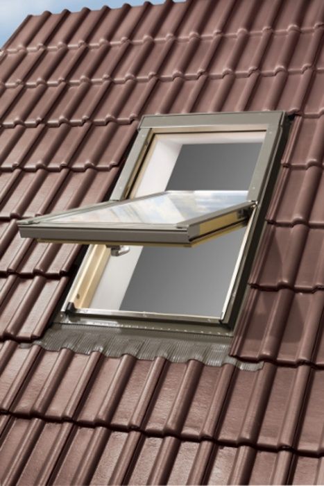 Okno dachowe Optilight gr. FAKRO 55x78 55x98 KOŁNIERZ + ROLETA GRATIS