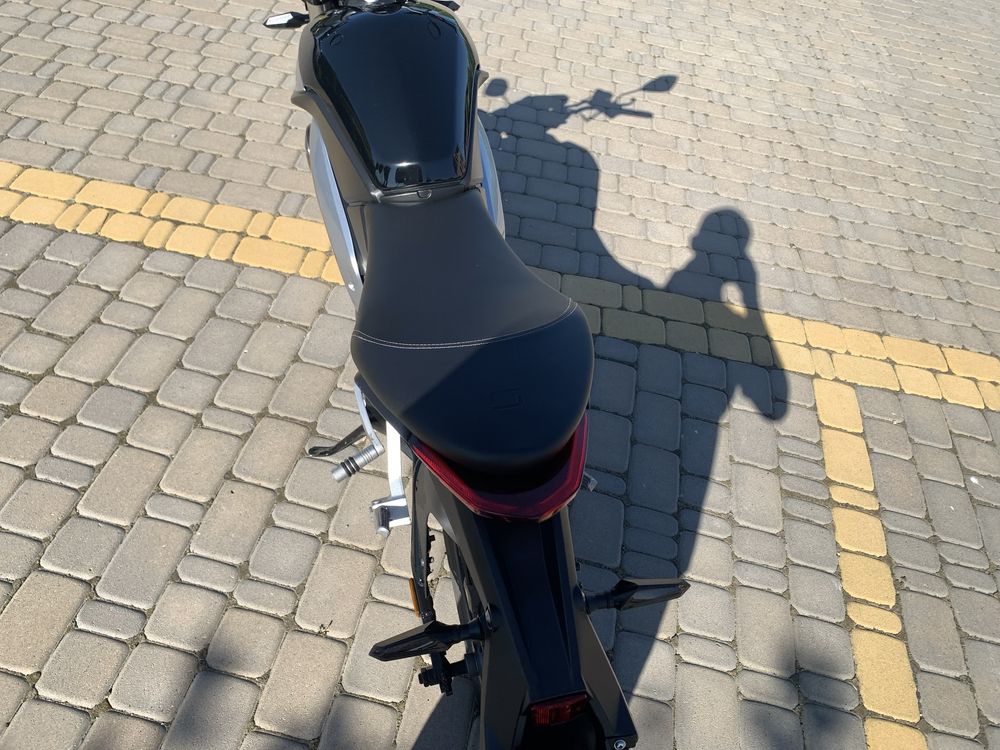 Електромотоцикл super soco