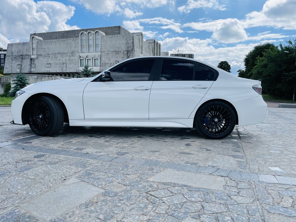 Продам дуже доглянутий BMW F30 328i