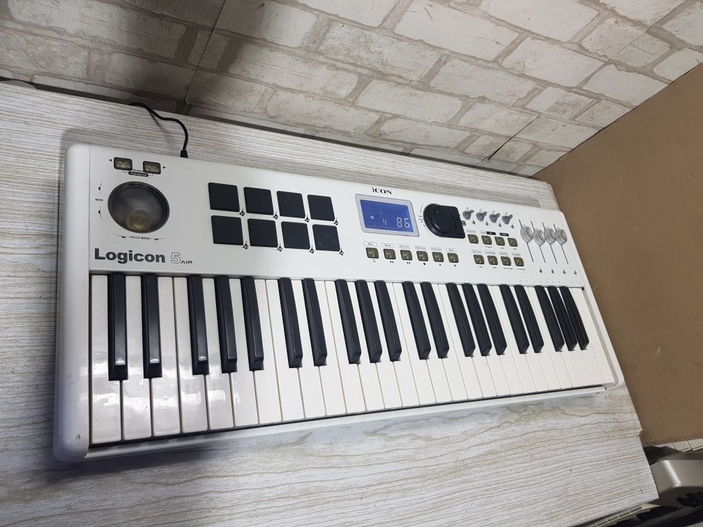 Midi клавіатура Midistart 2/Logicon  б/у з Німеччини