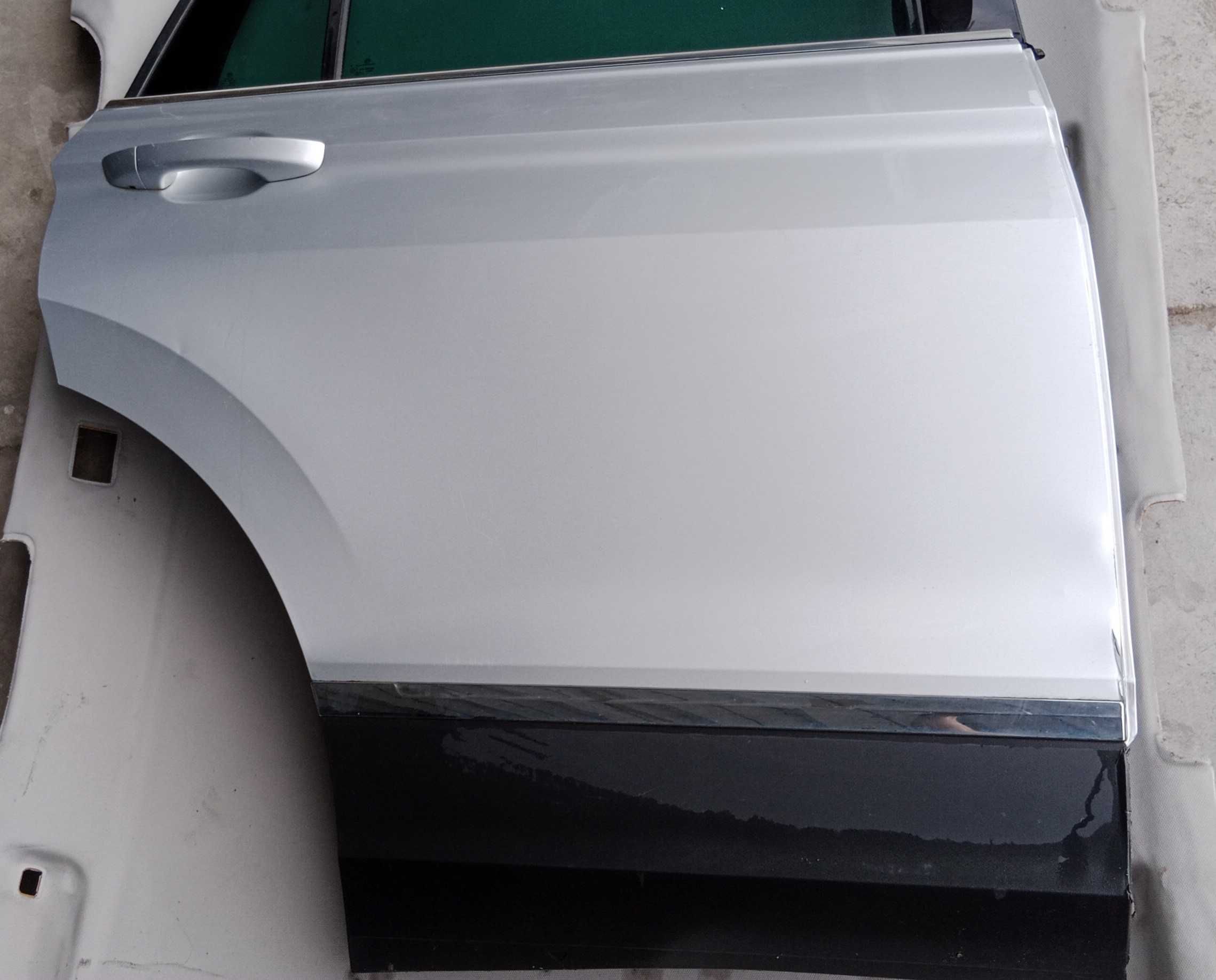 Drzwi Prawe Tył tylne VW Tiguan II 18r 5NA LA7WL