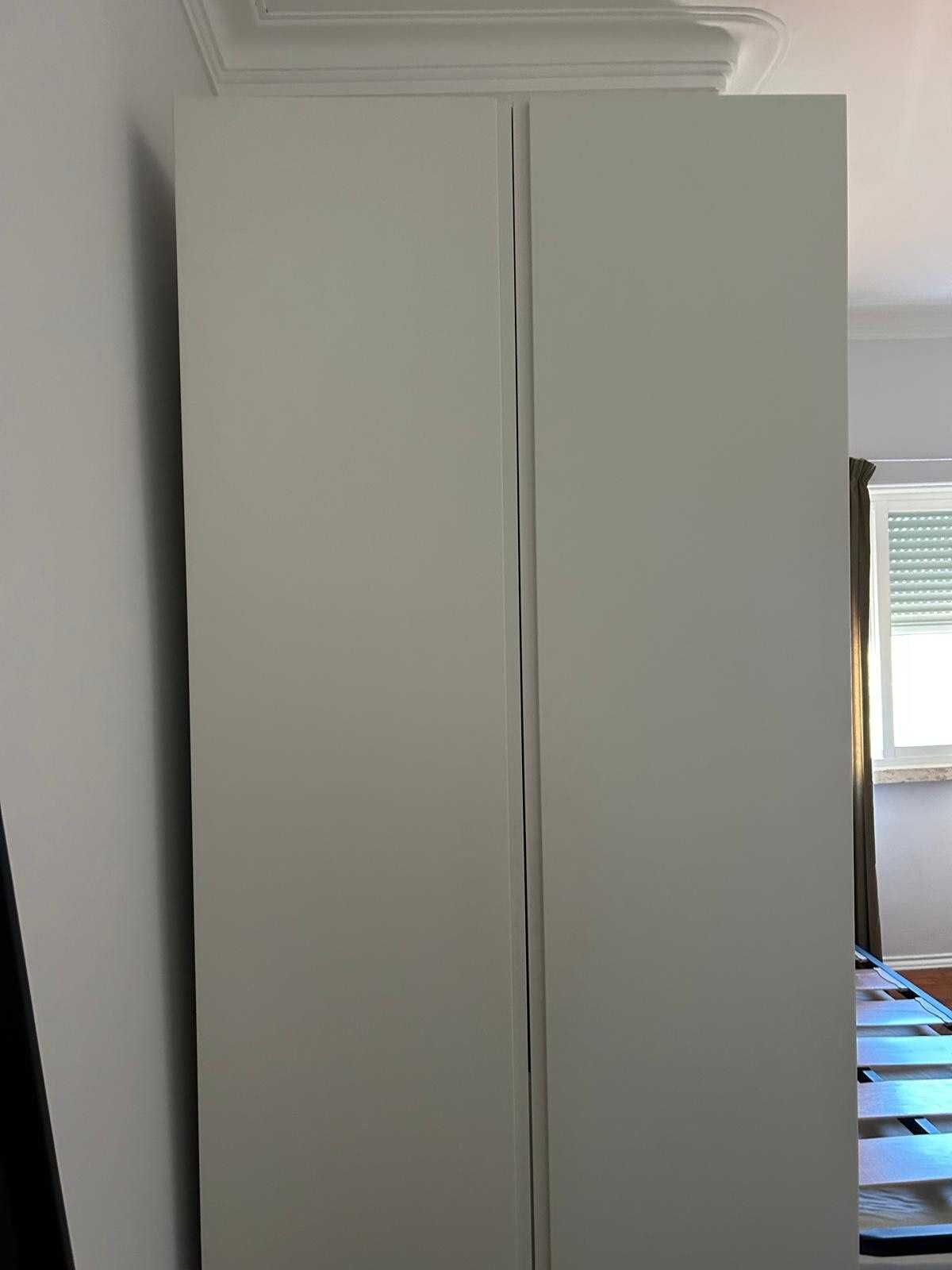 Roupeiro IKEA como novo 100x230cm
