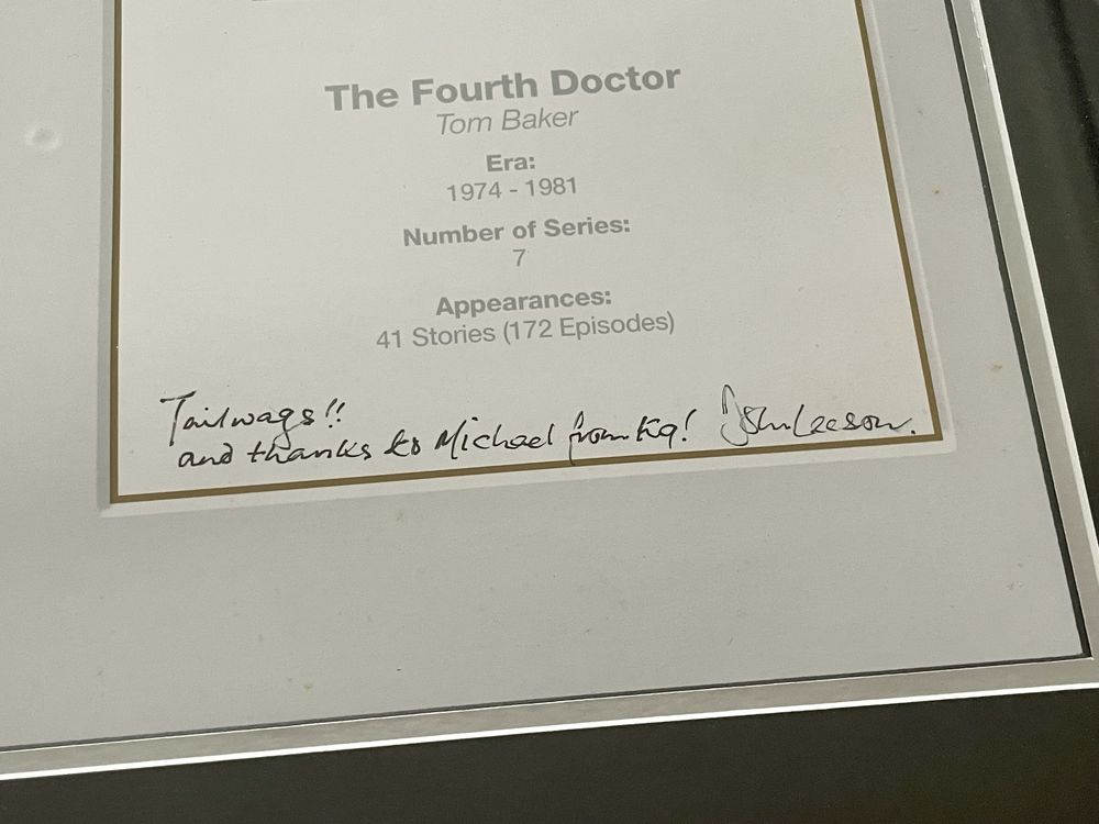 Poster Dr. Who autografado
