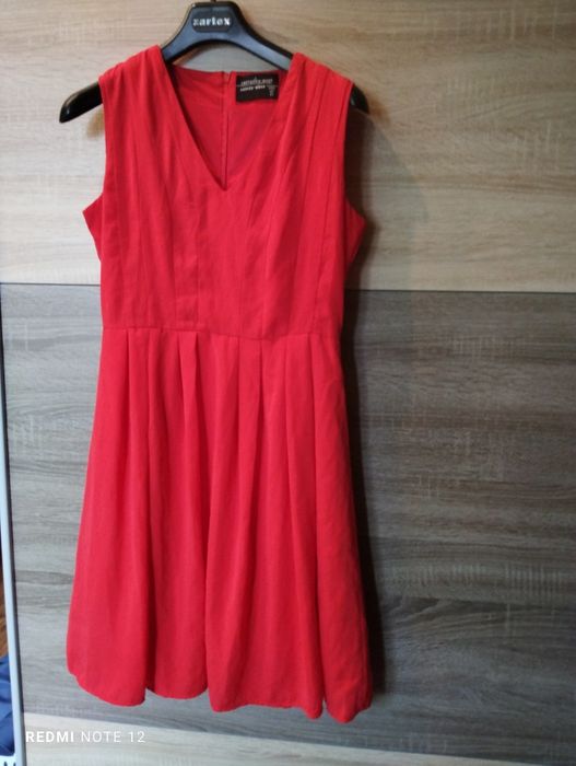 Sukienka letnia czerwona