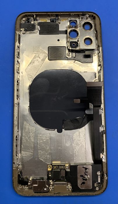 iPhone 11 Pro Max корпус  оригинал с шлейфами