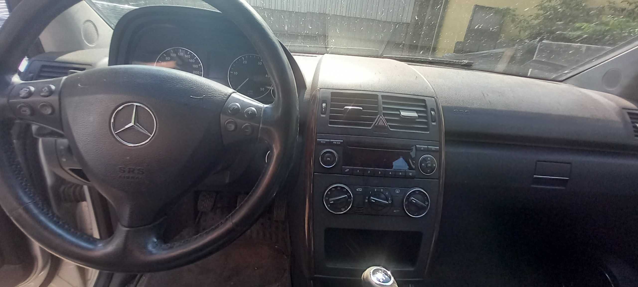 *2005 Mercedes W169 2.0 CDI 140KM 640.941 kolor 761U Silnik części